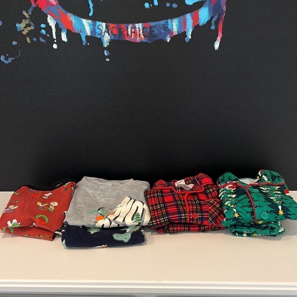 Lot of 4 Holiday Pajama Sets - Picture 2 of 10